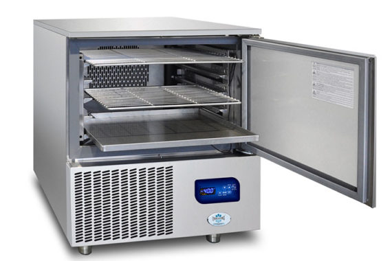 FrigoTech assistenza e riparazione abbattitore di temperatura frigorista Rimini Pesaro Gabicce Cattolica Misano Riccione Morciano San Giovanni Gradara